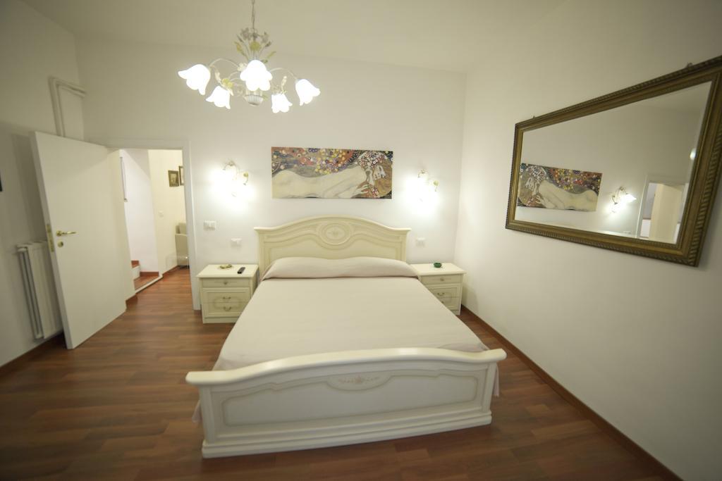 Suite Argentina ローマ 部屋 写真